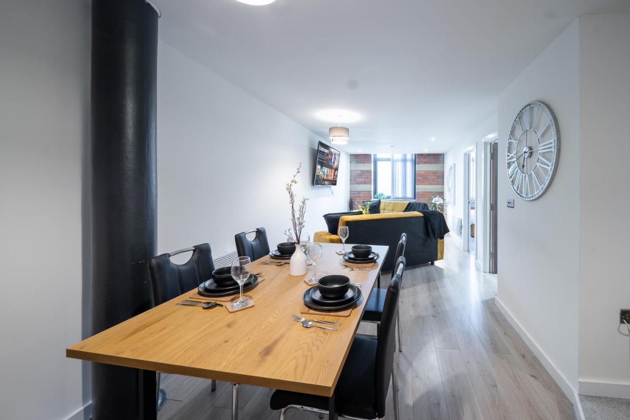 Bv Spacious 1-Bedroom Apartment Close To Town Center - Sleeps 6 Bradford  Buitenkant foto